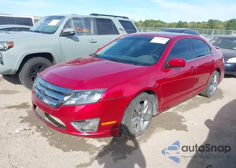 2011 Ford Fusion Sport z USA, uszkodzony, nr VIN 3FAHP0DC3BR143407